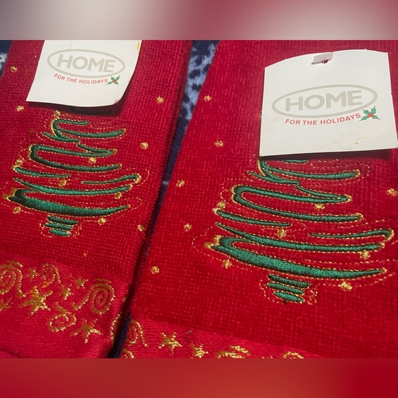 Vintage NWT set of 3 Y2K Christmas hand towels embroidered mistletoe x-mas trees - Picture 8 of 12